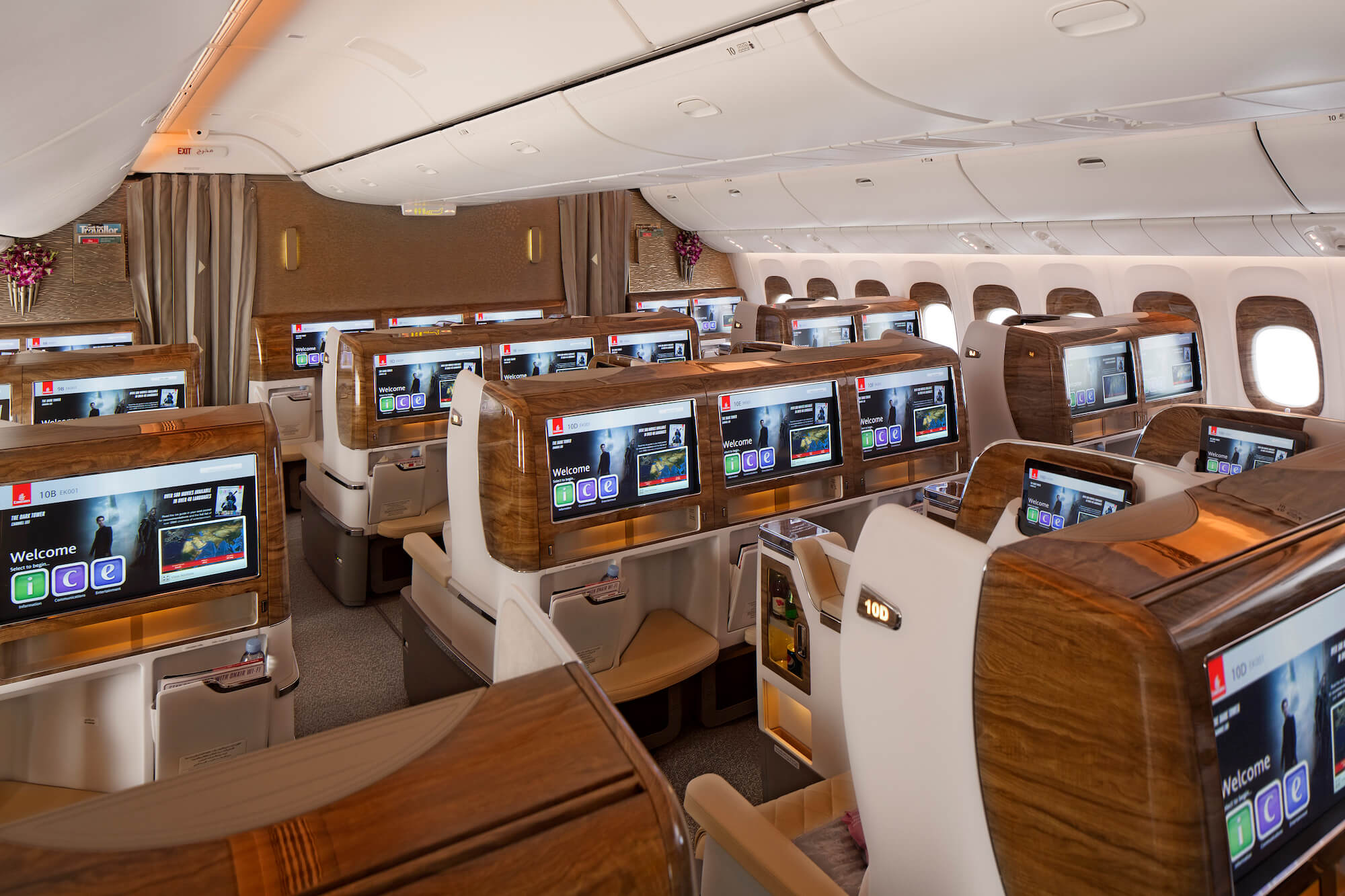 Cover image for Inside the Emirates New Business Class: A Luxurious Experience You Won't Want to Miss