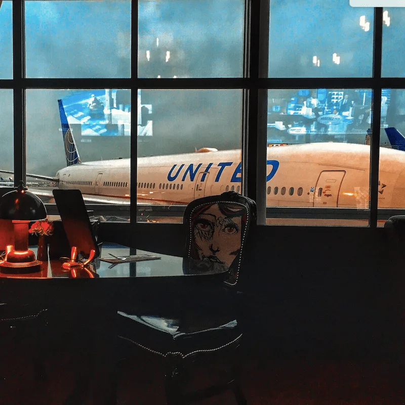 Picture of United Airlines, undefined